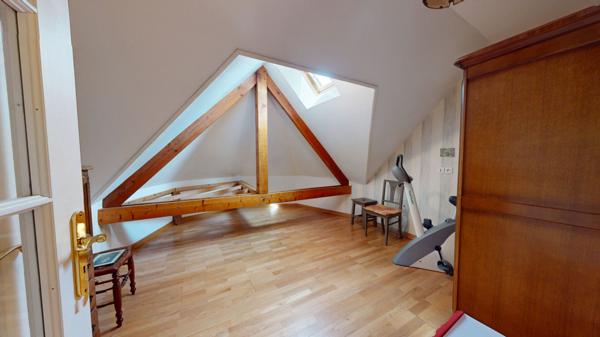 Maison individuelle de 7 pièces