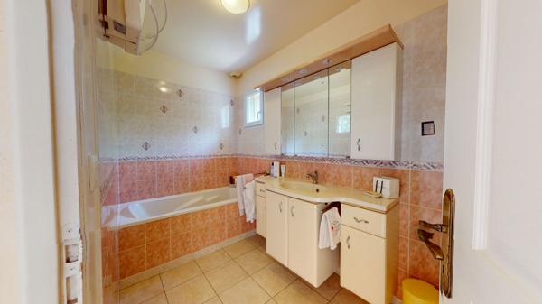 Maison individuelle de 7 pièces