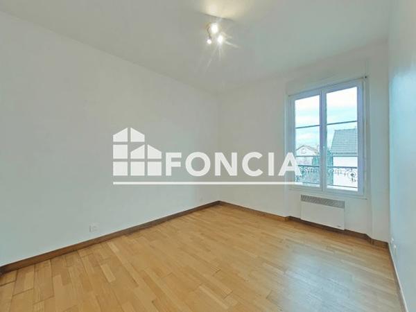 Location Appartement 3 pièces 62.94 m² - 35 RUE MICHELET Bondy 93140