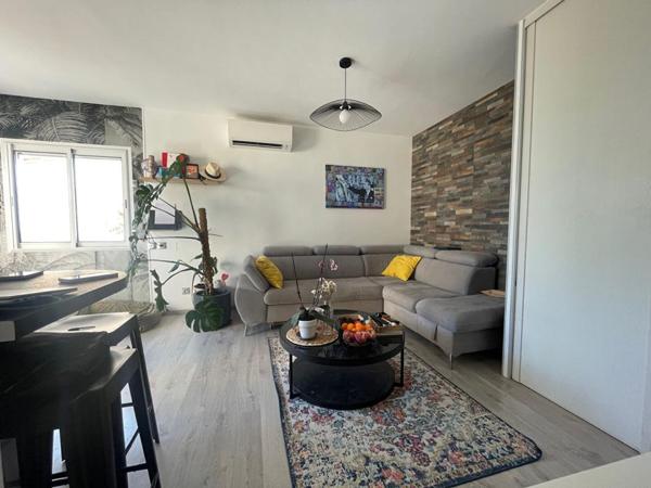 Bandol -  Appartement avec jardin SOUS COMPROMIS
