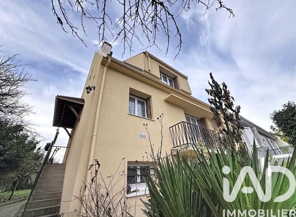 Maison à vendre 6 pièces 161 m² Villecresnes