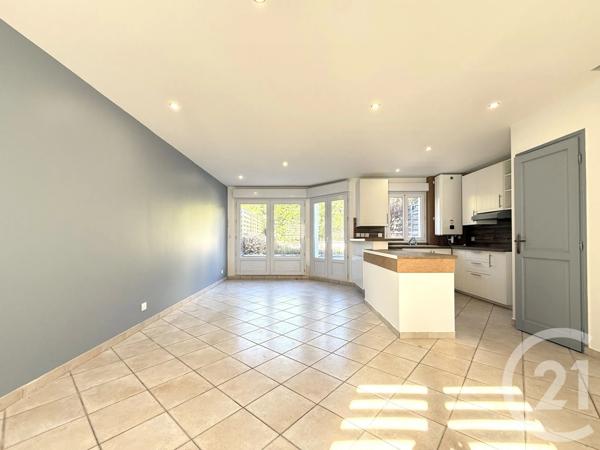 Maison à vendre  4 pièces - 74,78 m 2   MARLY LE ROI  - 78