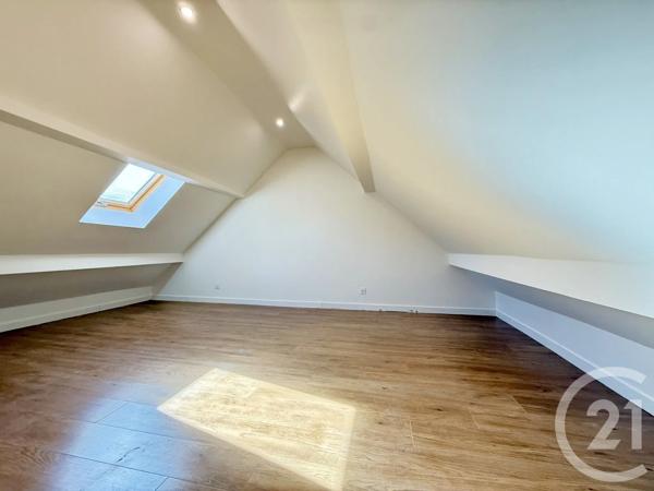 Maison à vendre  4 pièces - 74,78 m 2   MARLY LE ROI  - 78