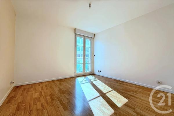 Maison à vendre  4 pièces - 74,78 m 2   MARLY LE ROI  - 78