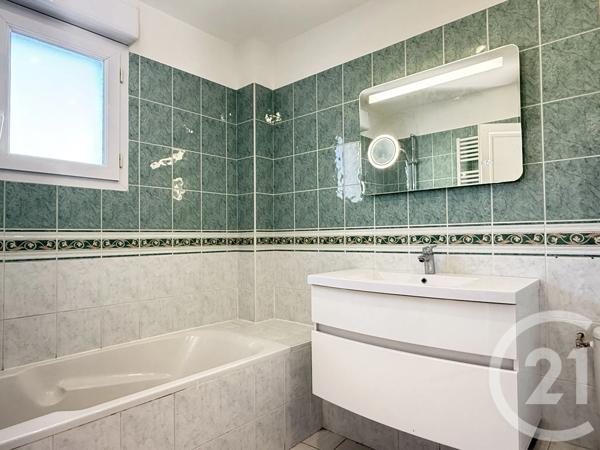 Maison à vendre  4 pièces - 74,78 m 2   MARLY LE ROI  - 78