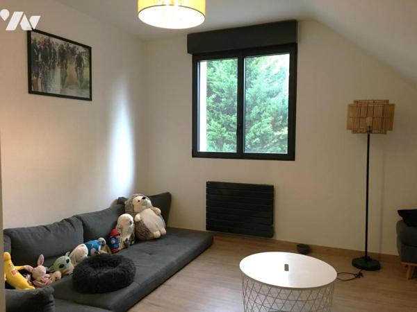 Maison familiale de 215 m² sur parcelle de 1889 M²