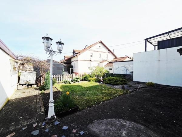 Maison familiale de caractère avec jardin à Stiring-Wendel 160 000 €