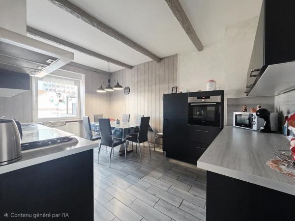 Maison familiale de caractère avec jardin à Stiring-Wendel 160 000 €