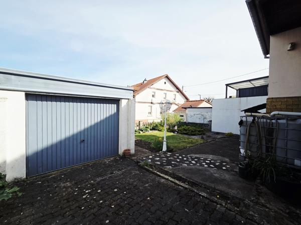 Maison familiale de caractère avec jardin à Stiring-Wendel 160 000 €