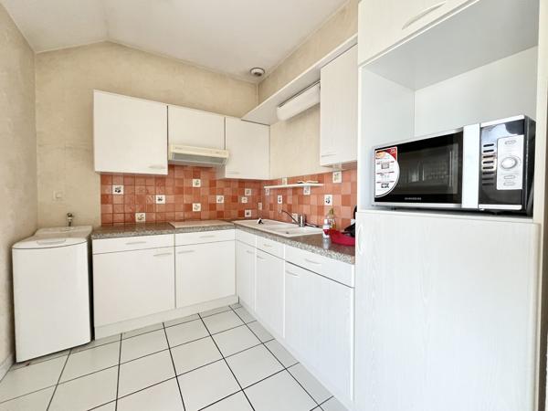 VILLAZ CENTRE - T2 - 40 M2 - DERNIER ETAGE - CAVE - PARKING