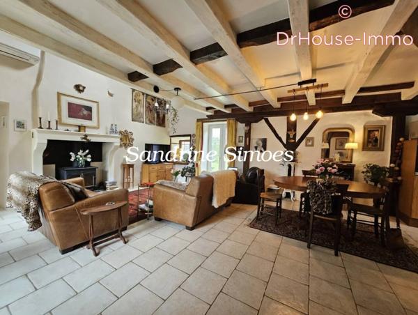 Maison à vendre 11 pièces de 196 m²