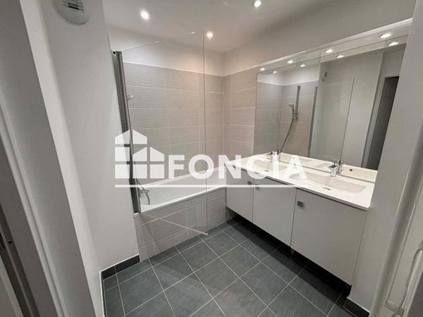 Location Appartement 5 pièces 107.5 m² - 18 RUE FRANCOISE DOLTO Les Mureaux 78130