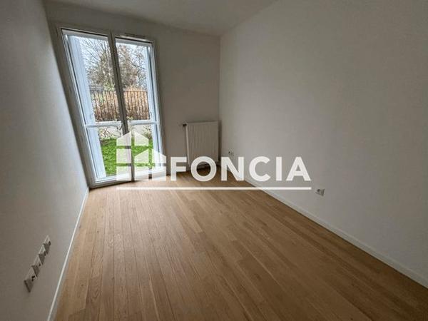 Location Appartement 5 pièces 107.5 m² - 18 RUE FRANCOISE DOLTO Les Mureaux 78130