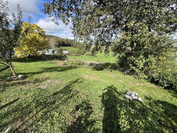 Terrain à vendre |  Poueyferré |  919 m²