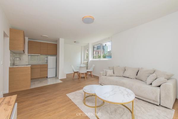 Appartement 2 pièces rénové de 36m² avec terrasse de 7m²