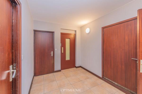 Appartement 2 pièces rénové de 36m² avec terrasse de 7m²