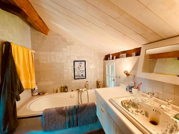 Charmante maison de type ferme bressane -  3 pièces + maisonnette à Romenay