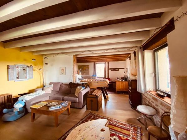 Charmante maison de type ferme bressane -  3 pièces + maisonnette à Romenay