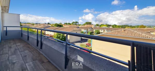 EYSINES CENTRE - Appartement T3 de 67m² - balcon 10m² - exposé Ouest - 1 place de parking
