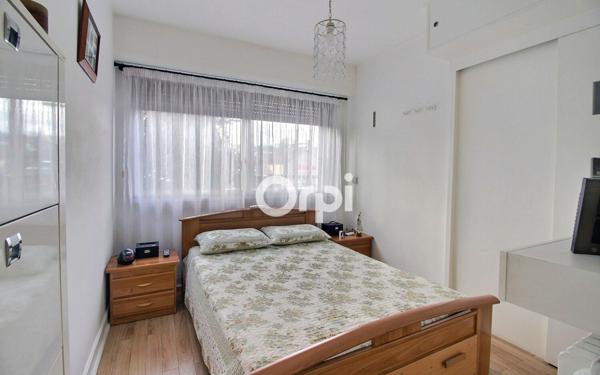 Appartement à vendre    2 pièces • 28 m2 Viry-Châtillon