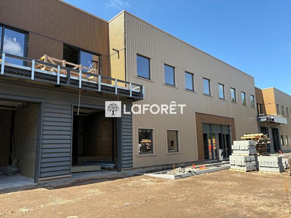 Achat local commercial Oissel - 438 m² - 779 990 €