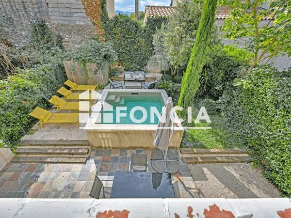 À vendre Maison 4 pièces 73 m² - Saint-rémy-de-provence 13210