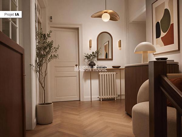 Bel hôtel particulier à vendre, centre-ville de Rennes, 250m² hab, 10 pièces, 8 chbres, garage.