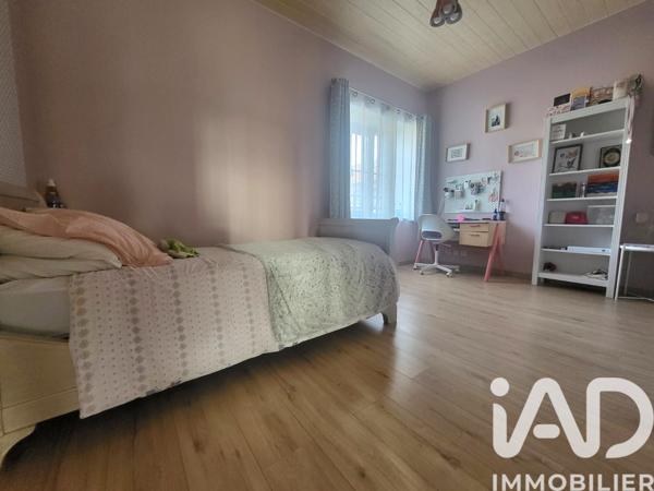 Appartement à vendre 5 pièces 140 m² Chazelles-sur-Lyon