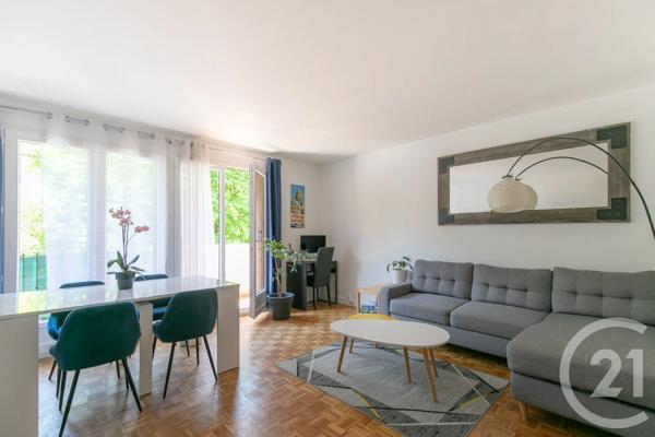 Appartement à vendre  4 pièces - 72 m 2   FONTENAY SOUS BOIS  - 94