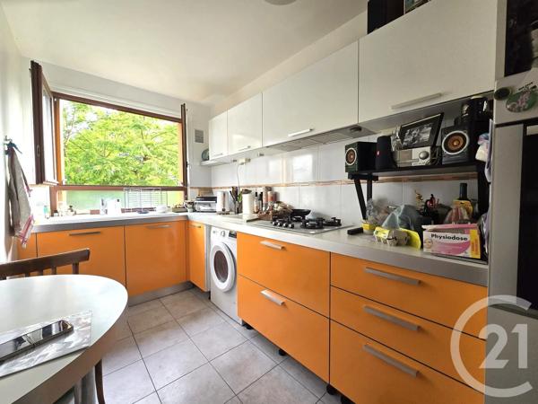 Appartement à vendre  4 pièces - 72 m 2   FONTENAY SOUS BOIS  - 94