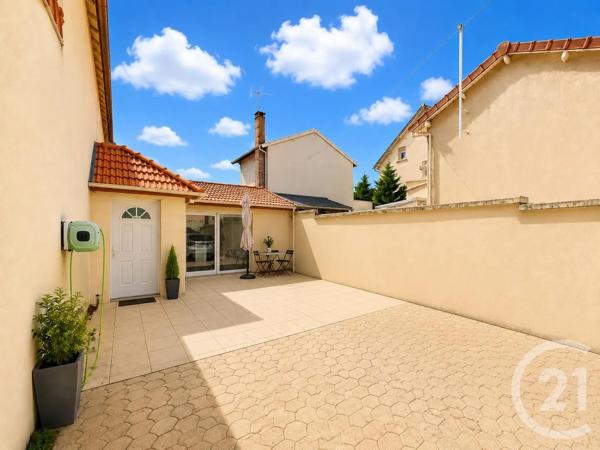 Maison à vendre  5 pièces - 105,80 m 2   LIVRY GARGAN  - 93