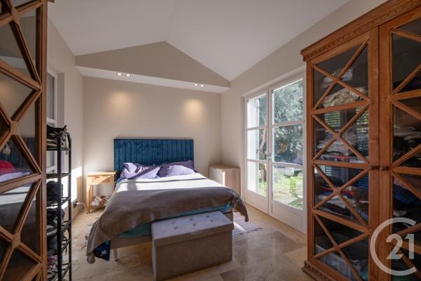 Maison à vendre  11 pièces - 272,68 m2 STE MAXIME - 83