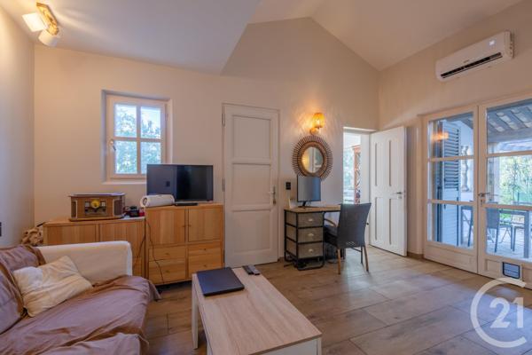 Maison à vendre  11 pièces - 272,68 m2 STE MAXIME - 83