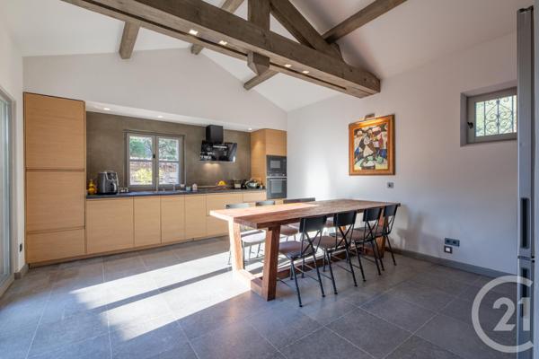 Maison à vendre  11 pièces - 272,68 m2 STE MAXIME - 83