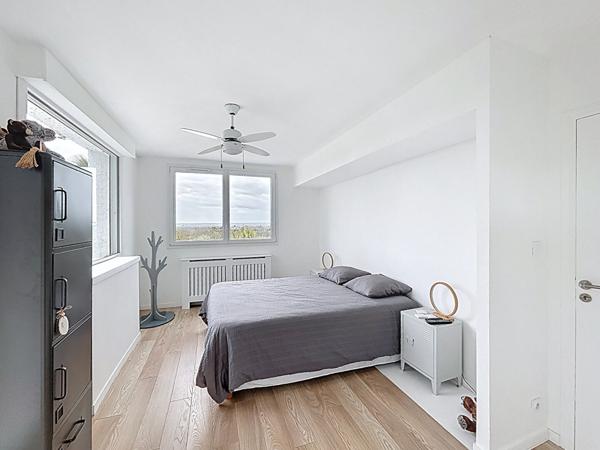 Maison Coueron 8 pièce(s) 166 m2