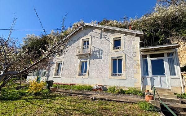 Maison à vendre    6 pièces •  Trélissac