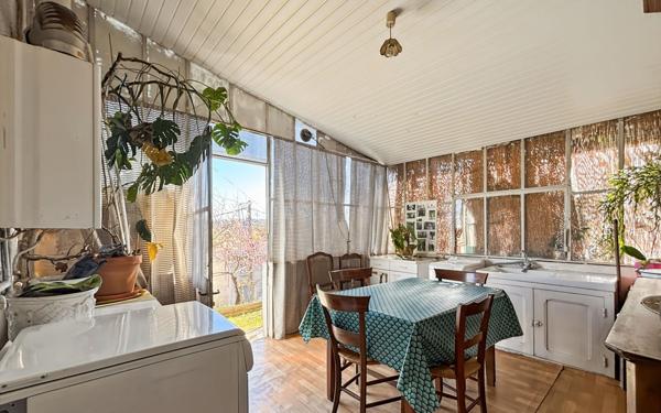 Maison à vendre    6 pièces •  Trélissac