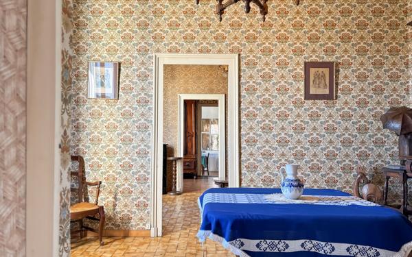 Maison à vendre    6 pièces •  Trélissac