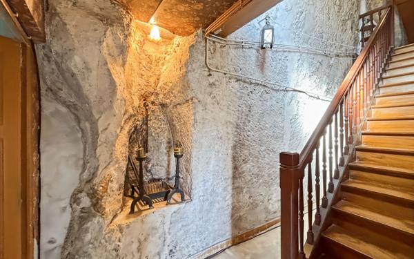 Maison à vendre    6 pièces •  Trélissac