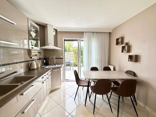 MAISON 121 m² - SAINT AVÉ