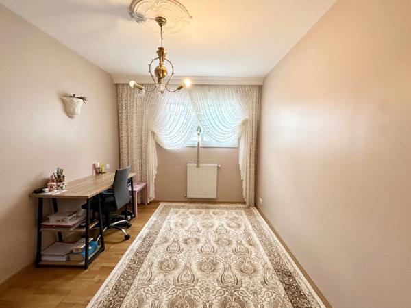 MAISON 121 m² - SAINT AVÉ