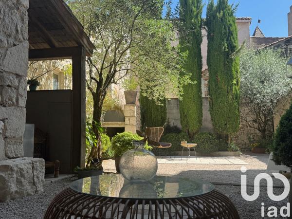 Maison à vendre 8 pièces 247 m² Montcuq-en-Quercy-Blanc