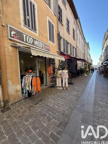 Habillement, Textile​ à vendre 55 m² Saint-Maximin-la-Sainte-Baume