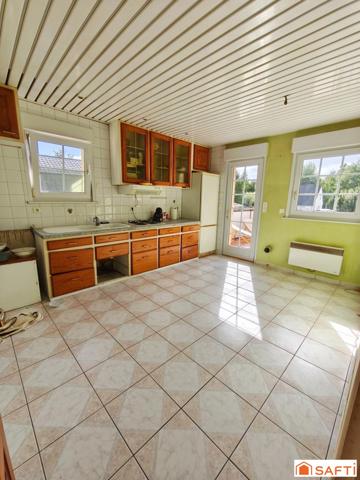 Maison individuelle 180 m²- 3 chambres- garage.