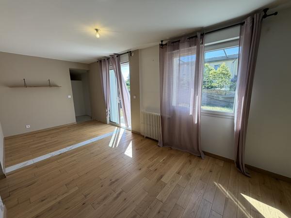 31270 Cugnaux Vente maison 82 m 2 habitable - 4 Pièces - 3 Chambres - 267 000 € F.A.I (**) / Réference: M1507