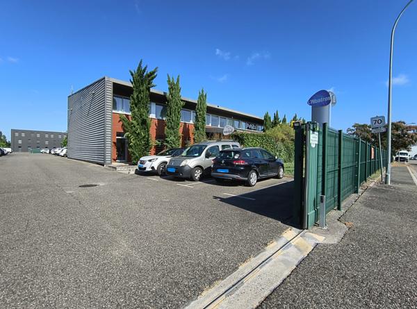 BUREAU PROFESSIONNEL ZONE ALBASUD 15.43 M² - Montauban (82000)