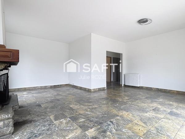 À Castelnau, maison de 120 m², 4 ch, garage et sous-sol.