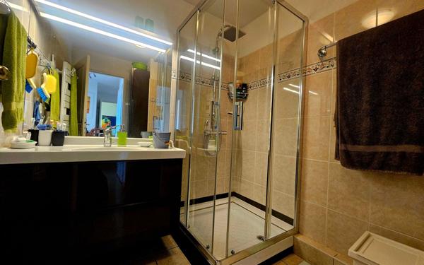 Appartement à vendre    3 pièces • 67,32 m2 Sète