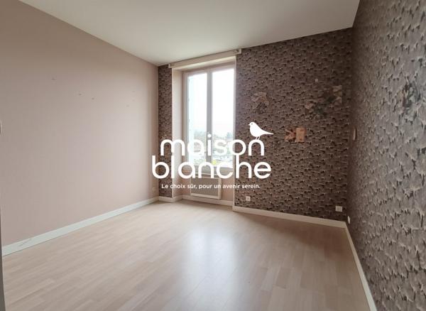 Appartement T4 - VASLES