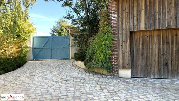 Maison à HOUDAN, 78550 - 9 pièces 328m²